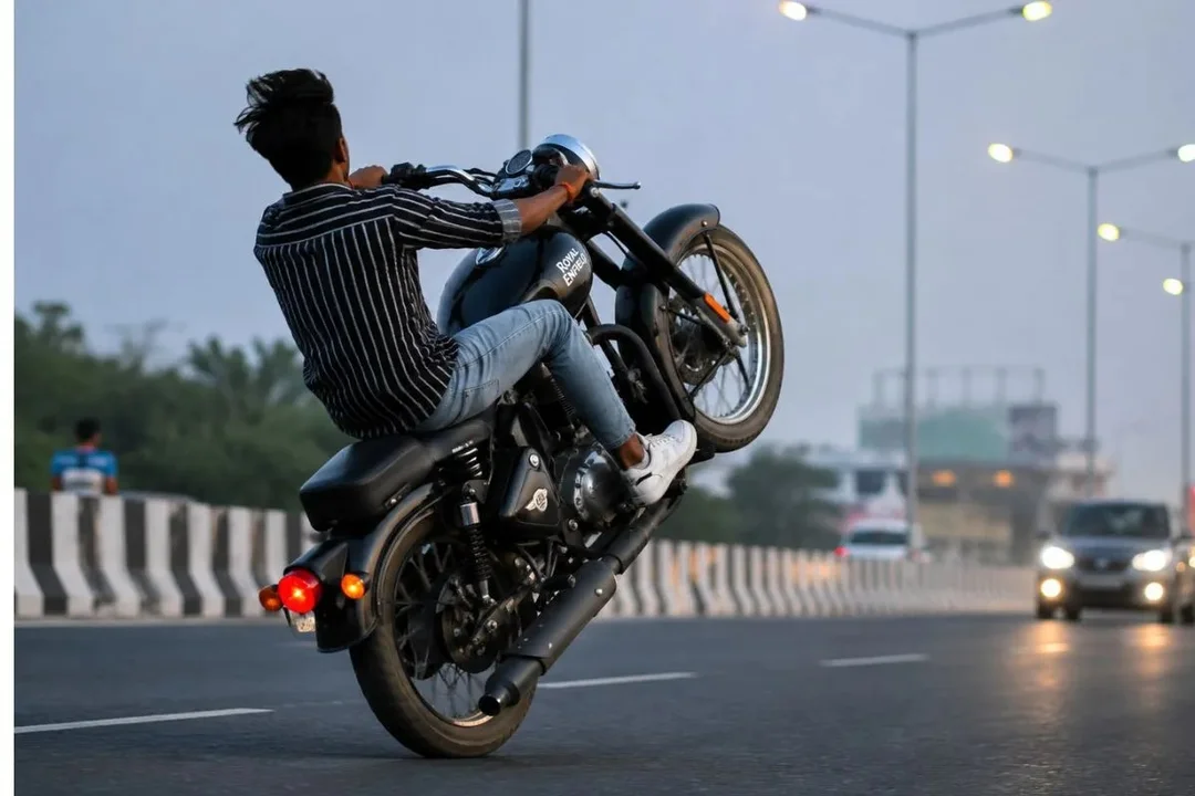 जयपुर में स्टंटबाजी से युवक गंभीर रूप से घायल