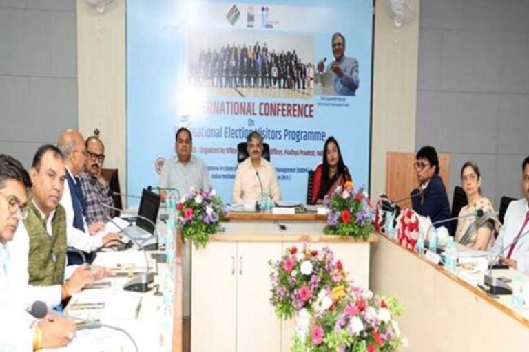 लोकतांत्रिक व्यवस्था को मजबूत बनाने में अनुभवों का साझा करना अत्यंत महत्वपूर्ण है : मुख्य निर्वाचन पदाधिकारी मध्यप्रदेश झा