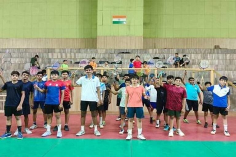 टैलेंट सर्च में उमड़ा बैडमिंटन और टेनिस का जोश: 93 खिलाड़ियों ने आजमाया दम, शनिवार को फिर मिलेगा मौका