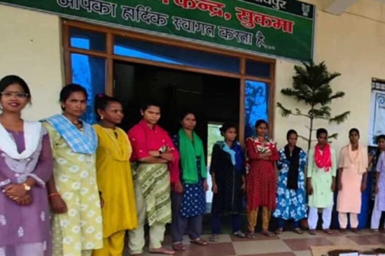 हिंसा का रास्ता छोड़ आत्मनिर्भरता की राह पर बढ़े युवा