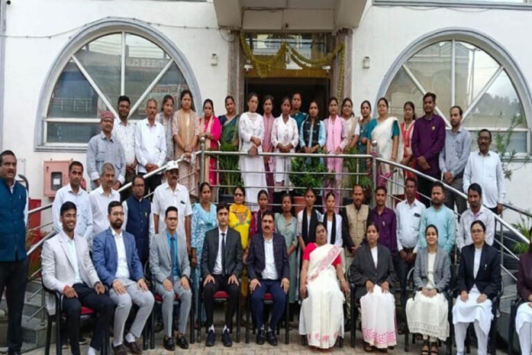पैरालीगल वॉलेंटियर्स को साइबर सुरक्षा एवं ई-कोर्ट सेवाओं का दिया गया प्रशिक्षण