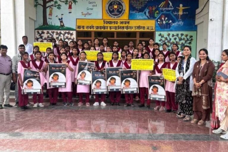 माता शबरी कन्या शिक्षा परिसर में 180 छात्राओं का स्वास्थ्य परीक्षण