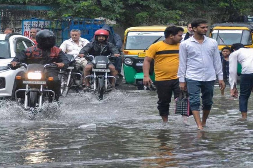 MP Weather Today: मध्य प्रदेश के 8 जिलों में भारी बारिश का अलर्ट, भोपाल में सुबह बूंदाबांदी; अब भी 17% कम बरसा मानसून