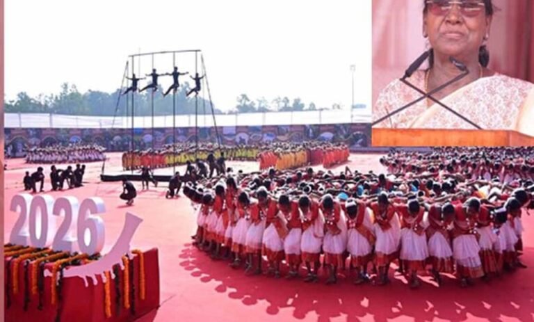 अबूझमाड़ के नक्सल विरोधी अभियानों के योद्धाओं को राष्ट्रपति ने किया सम्मानित