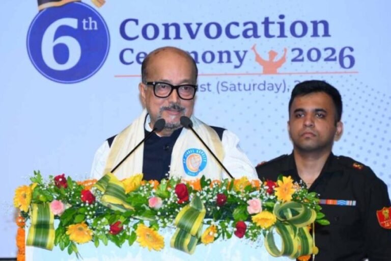 युवा ज्ञान, नवाचार और नैतिक मूल्यों से करें राष्ट्र निर्माण: राज्यपाल रमेन डेका का आह्वान