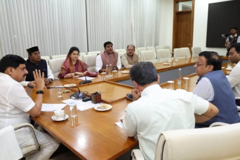 भोपाल के निर्मित क्षेत्रों में अधिभोग उल्लंघन संबंधी विषयों पर, पर्यावरण तथा व्यापक लोक हित के लिए नीतिगत निर्णय लेने के उद्देश्य से बनेगी समिति
