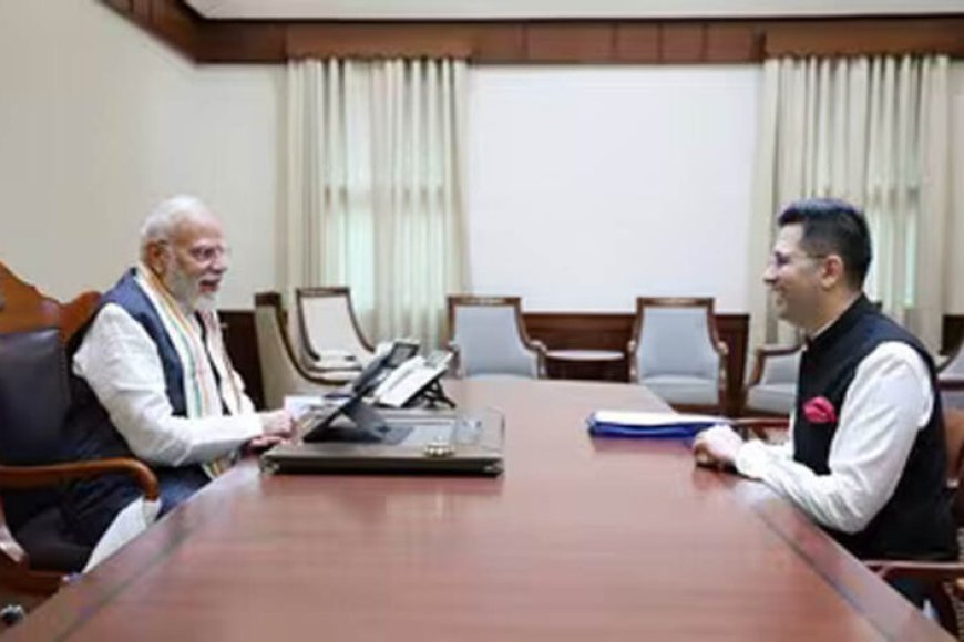 PM Modi Raghav Chadha Meeting: सुबह-सुबह पीएम मोदी से मिले AAP सांसद राघव चड्ढा, भेंट किया खास तोहफा; लिखा-‘हमेशा याद रखूंगा’