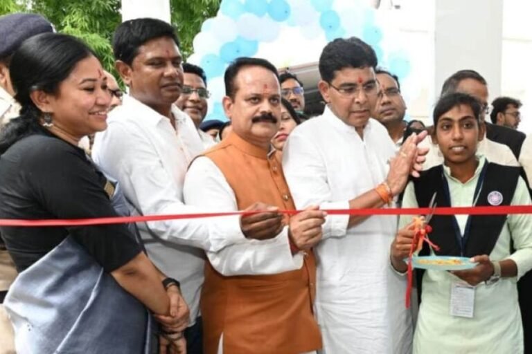 सकारात्मक विचार और श्रेष्ठ संगति ही जीवन की दिशा तय करते हैं: मंत्री टंक राम वर्मा