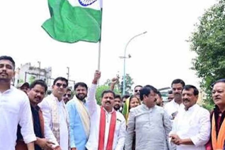 बस्तर में आज से शुरू होगी तिरंगा यात्रा, नक्सलमुक्त गांवों से होकर गुजरेगी बाइक रैली