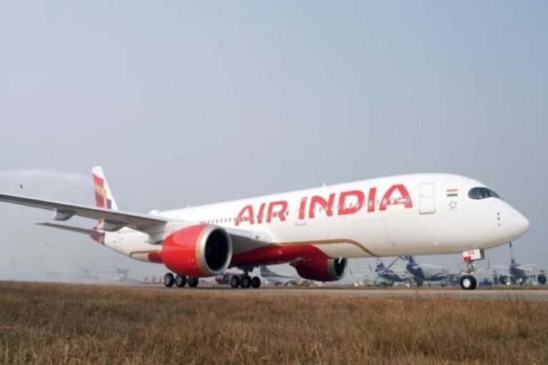 फुकेत-दिल्ली फ्लाइट मामले के बाद बड़ा फैसला, Air India और AI Express सभी पायलटों का कराएगी साइकोएक्टिव सब्सटेंस टेस्ट