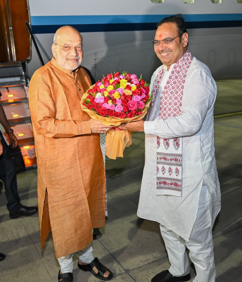 अमित शाह के राजस्थान दौरे पर उदयपुर एयरपोर्ट पहुंचे सीएम भजनलाल शर्मा, प्रदेश को मिलेगी 12 हजार करोड़ से अधिक की सौगात
